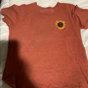 Orange O’Neill tee size small 🍄🍁